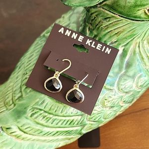 Anne Klein gold tone and black stone dangle earrings NWT